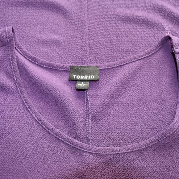 🧦 USED Torrid Plum Ruched Sleeve Blouse 01 - Picture 5 of 9